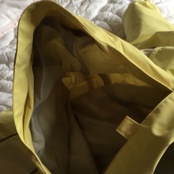 WARM Warm warm! Trespass ski jacket - Picture 8 of 12